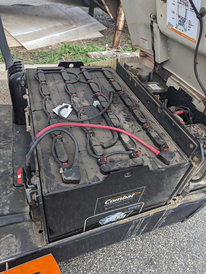 Used 2017 Low Hour Crown 3 Wheeler Forklift