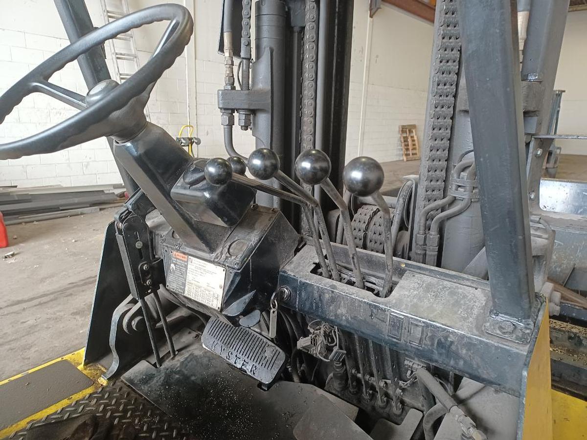 Used 13500 Lb Hyster Propane Forklift
