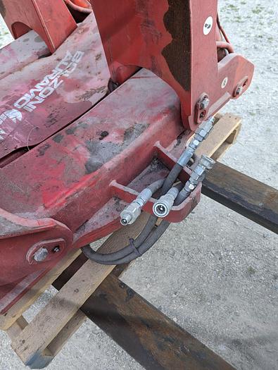 Used Class 4 Rotating Roll Clamp