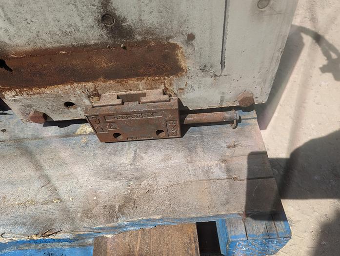 Used 2019 Cascade Box Clamp Carton Clamp