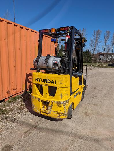 Used 2017 Hyundai Forklift