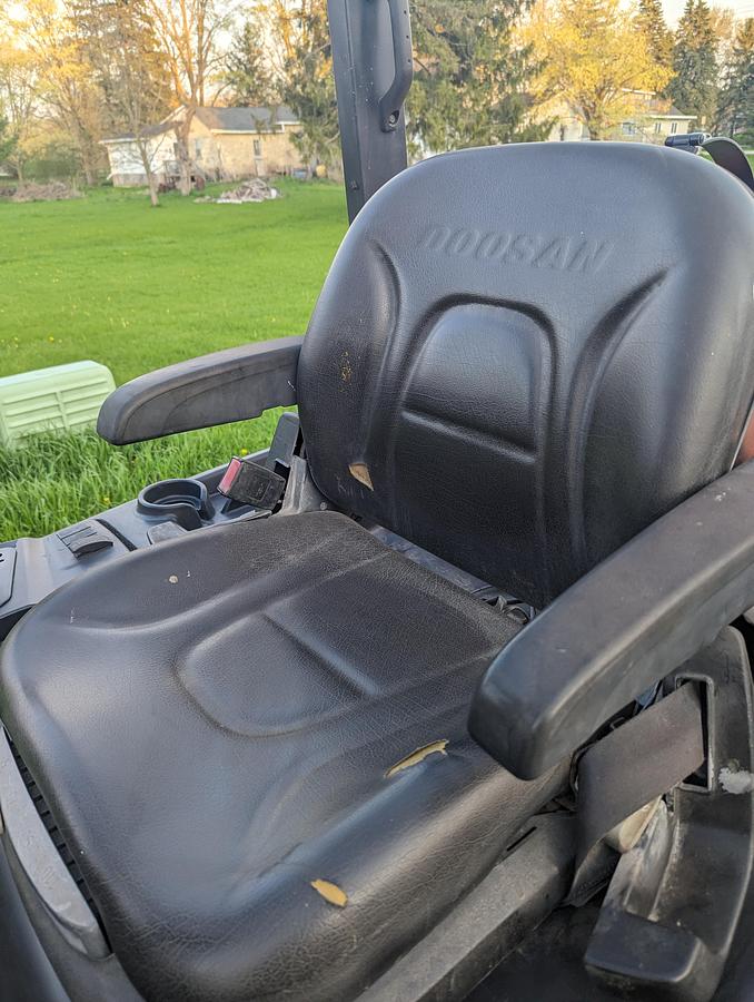 Used 2017 Doosan 6000 Lb Outdoor Forklift