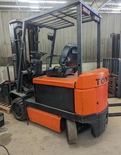 Used Toyota 5000 Lb Electric Forklift