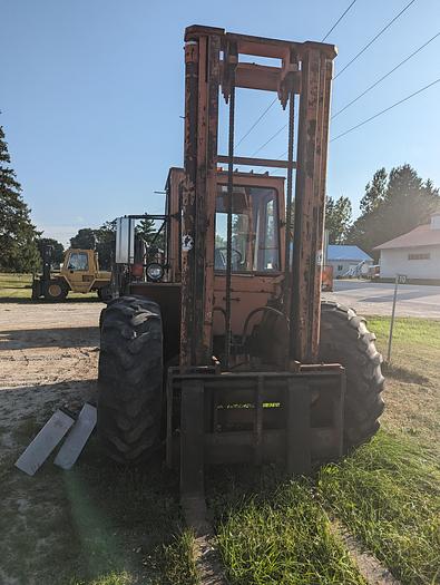 Used 10000 Lb Capacity 4x4 Rough Terrain Forklift