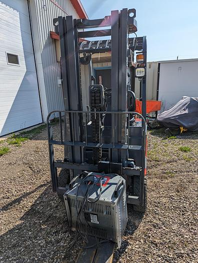 Used 2021 Like-New 3 Wheel Forklift