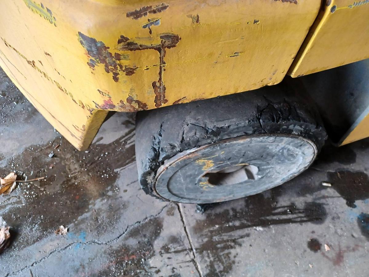 Used 13500 Lb Hyster Propane Forklift