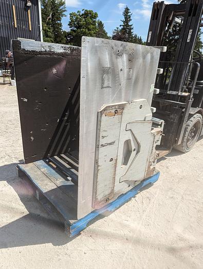 Used 2019 Cascade Box Clamp Carton Clamp
