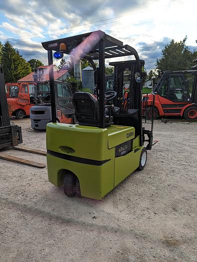 Used Clark TMX25 3 Wheel Electric Forklift