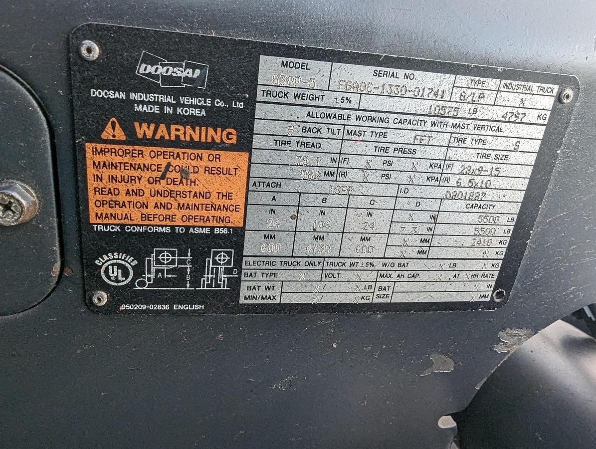 Used 2017 Doosan 6000 Lb Outdoor Forklift