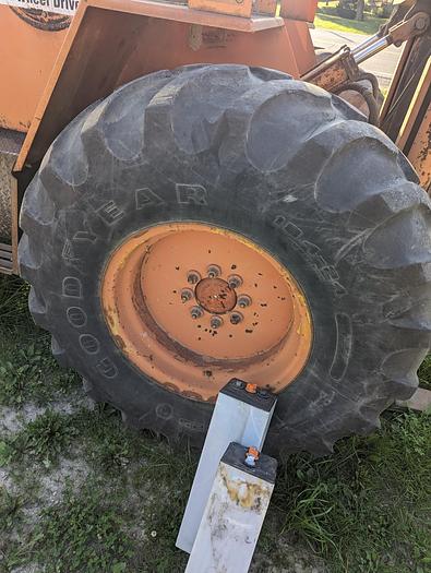 Used 10000 Lb Capacity 4x4 Rough Terrain Forklift