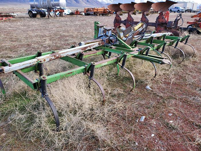 Used 16' John Deere 1100 Chisel Plow for Sale in Nevada Northern