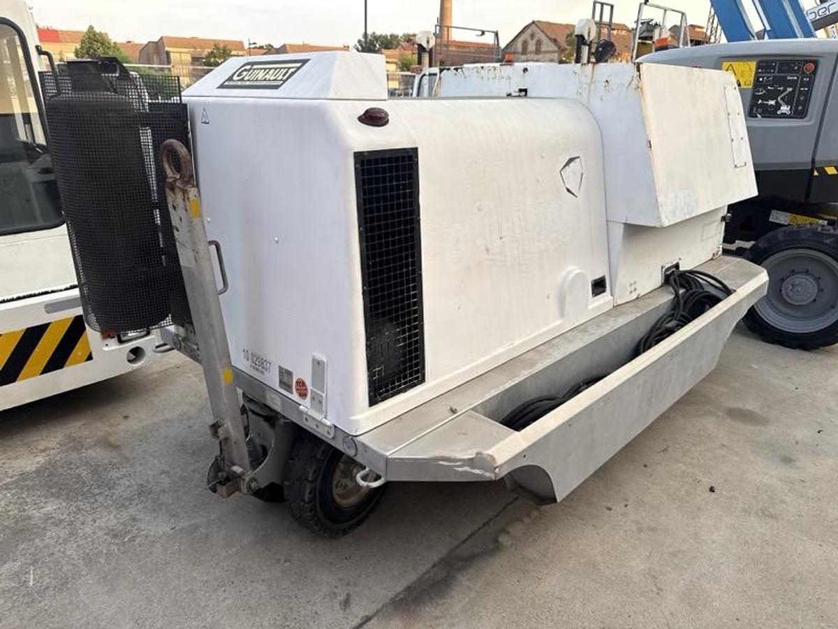 Used 2006 GUINAULT GA120