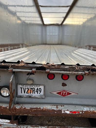 Used 2002 Innovative trailer Mfg Chip trailer