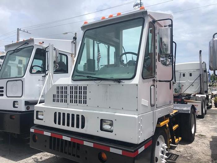 *2003 OTTAWA SPOTTER Y30 TRUCK
