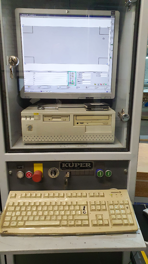 Used Weeke Optimat BHC 250 - CNC Machining Center - 2002