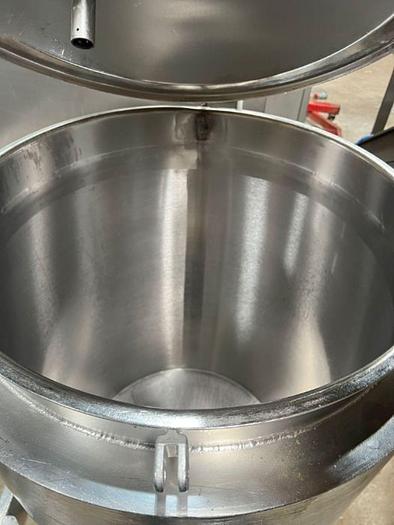 Used 300L MOBILE HOLDING TANK