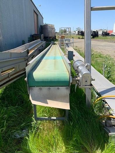 Used 29' Long x 18" Wide Incline Conveyor