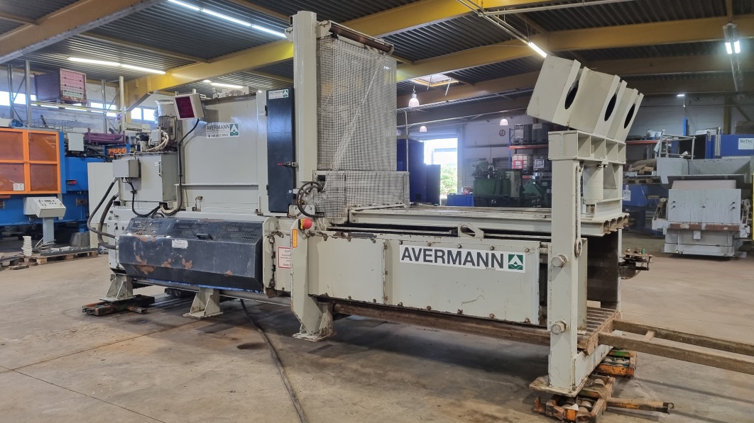 Used Ballenpresse Avermann, Typ AVOS BP1211-15/50, Presskraft 50 t, Baujahr 2012