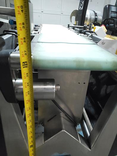 Used Mettler Toledo XS checkweigher 0-32oz