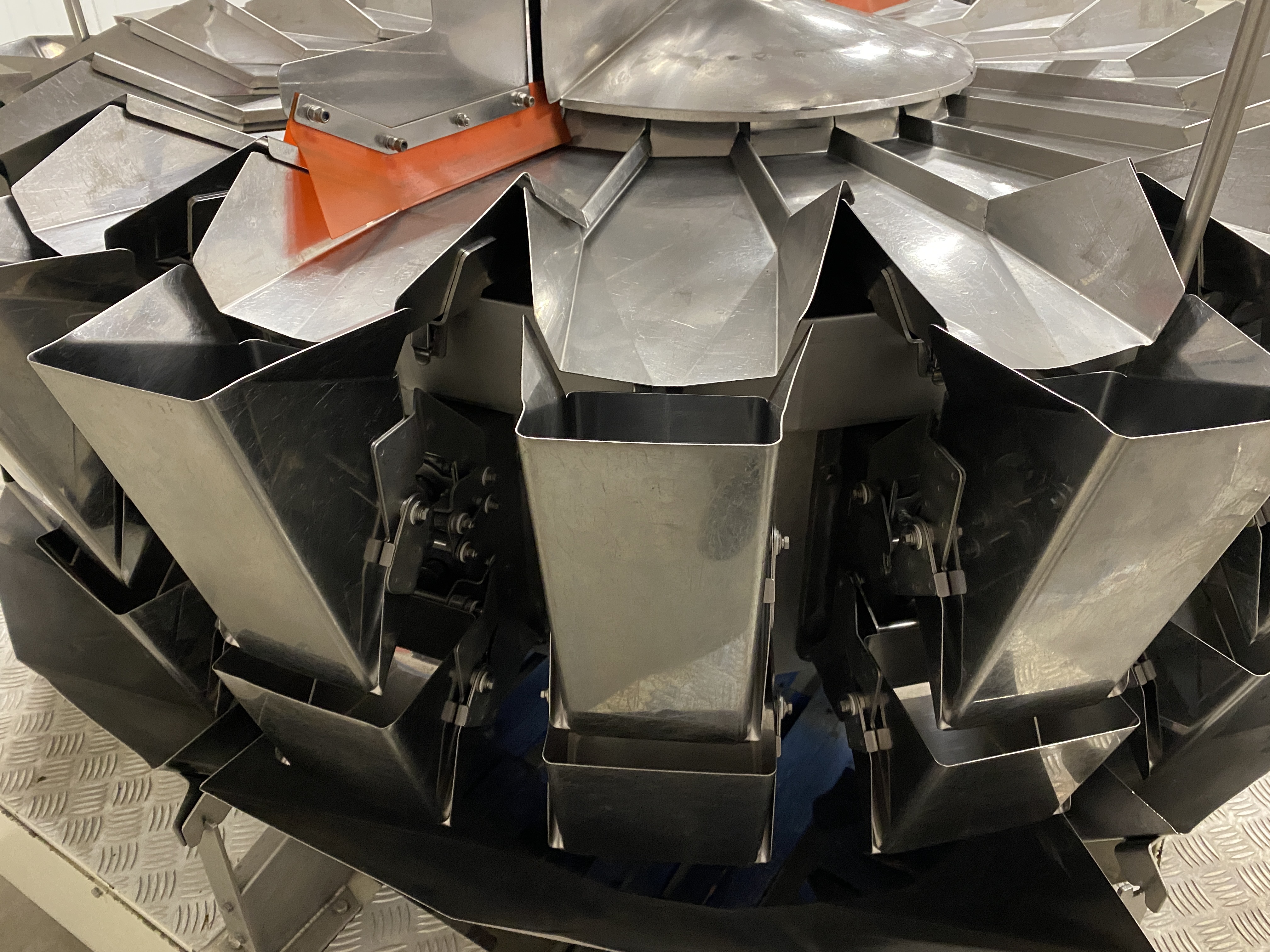 Used 2011 Yamato 20 heads Multihead weigher, 2 x 10