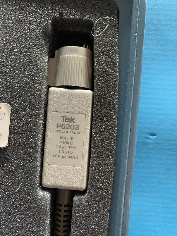 Used Tektronix p6203 bipolar probe