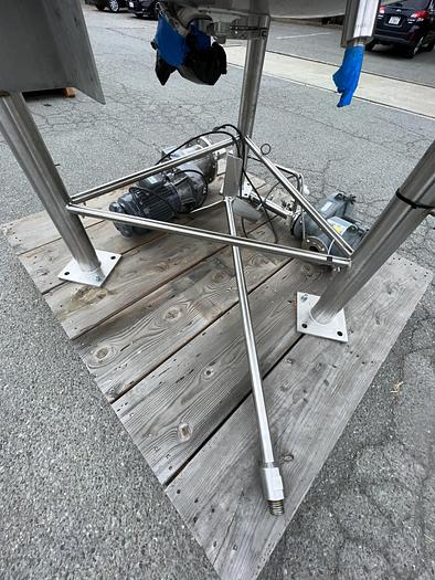 Used Reactor, 370 Gallon, 316L Stainless Steel, Jacketed, Agitated, T&C Stainless #S744632