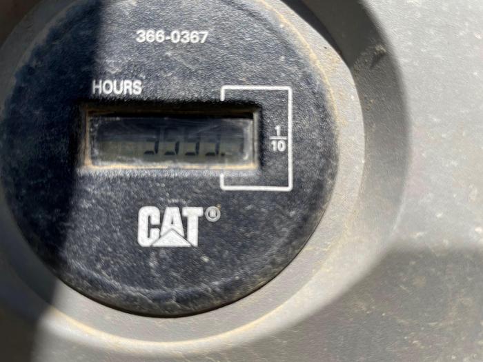 Used 2018 CATERPILLAR 325FL