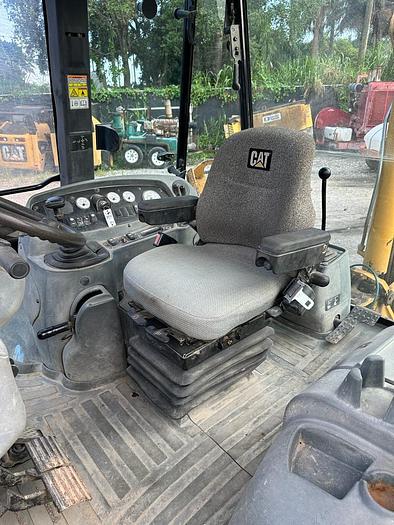 Used CATERPILLAR 416D
