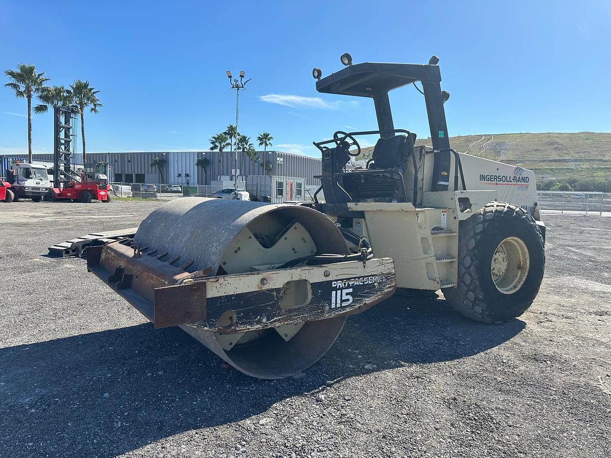 Used 1999 Ingersoll Rand SD-115D