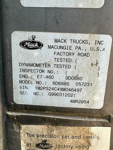 Used 1999 Mack RD688S