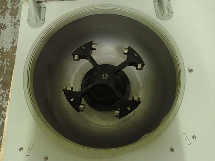 Used Sorvall Kendro 75004376 Legend RT Refrigerated Laboratory Centrifuge with Rotor