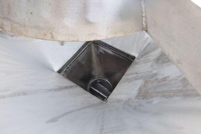 Used Hopper, 9 CF, S/St, 36" x 32", Conical, Air Lock Valve #S744141