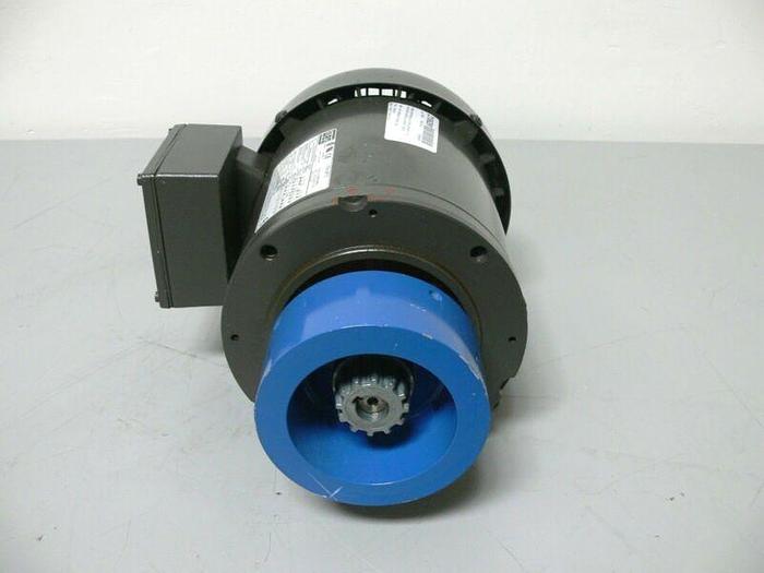 Used Weg 00156ES3EB56C 1.5 HP Motor Vertical Magnetic Drive