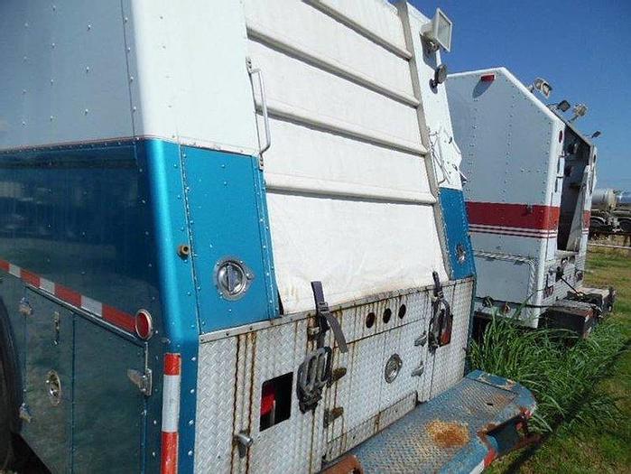 Used 2005 Kenworth Gulf Coast Wireline