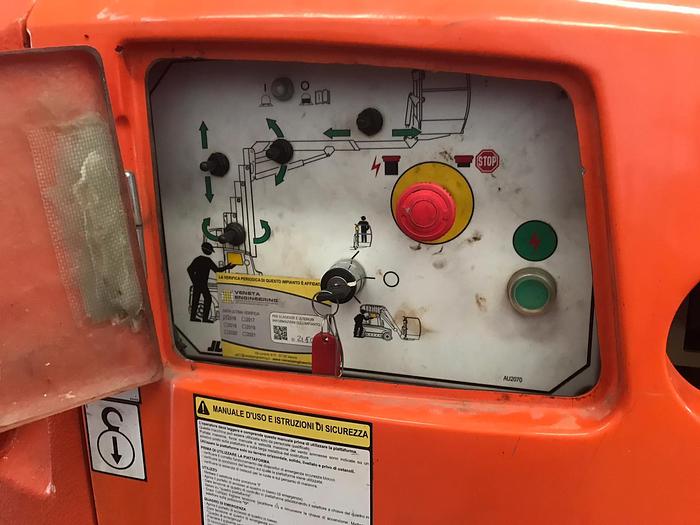 Usato 2011 JLG TOUCAN 12.10