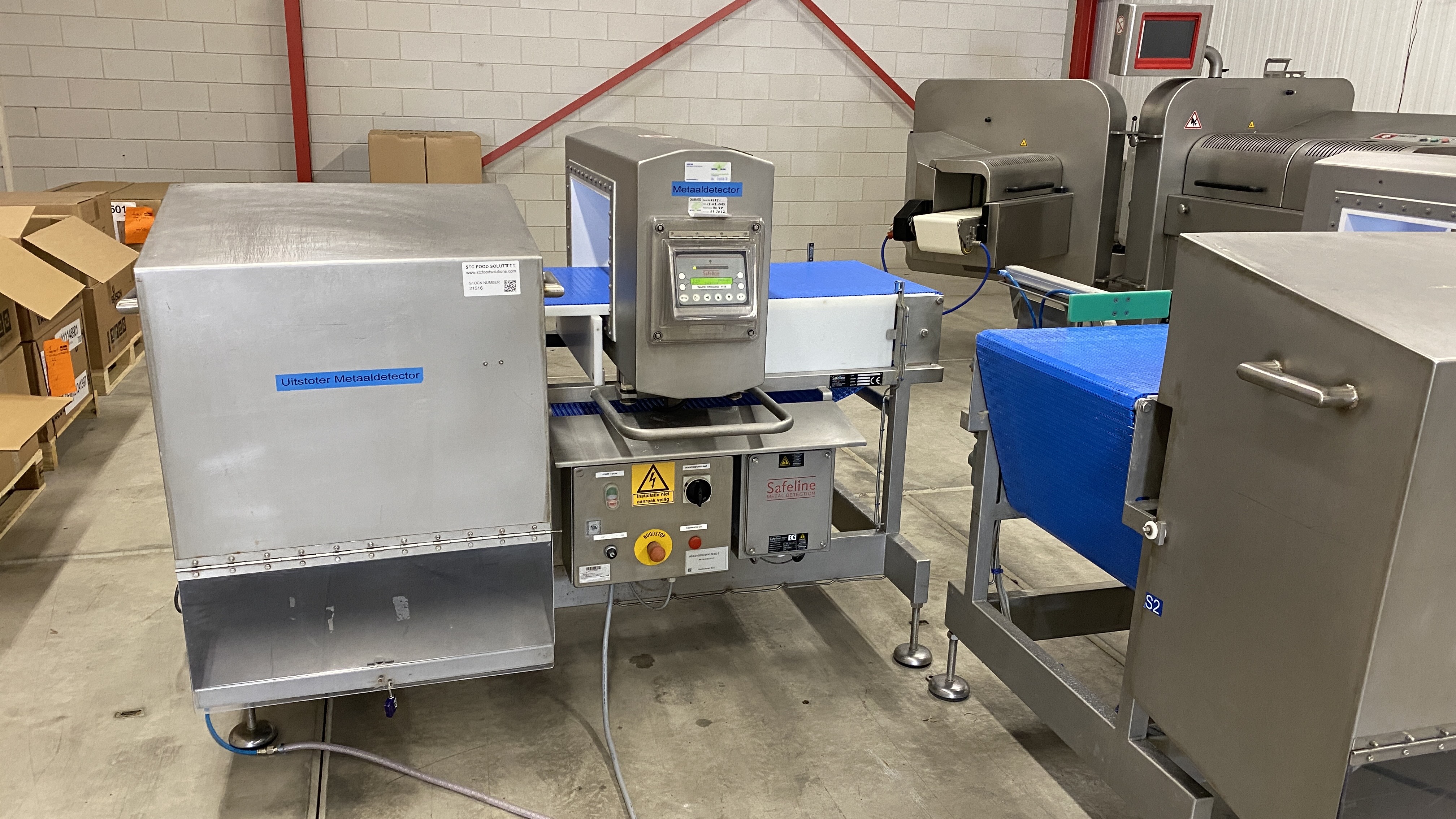 Used Safeline metaldetector for bulk