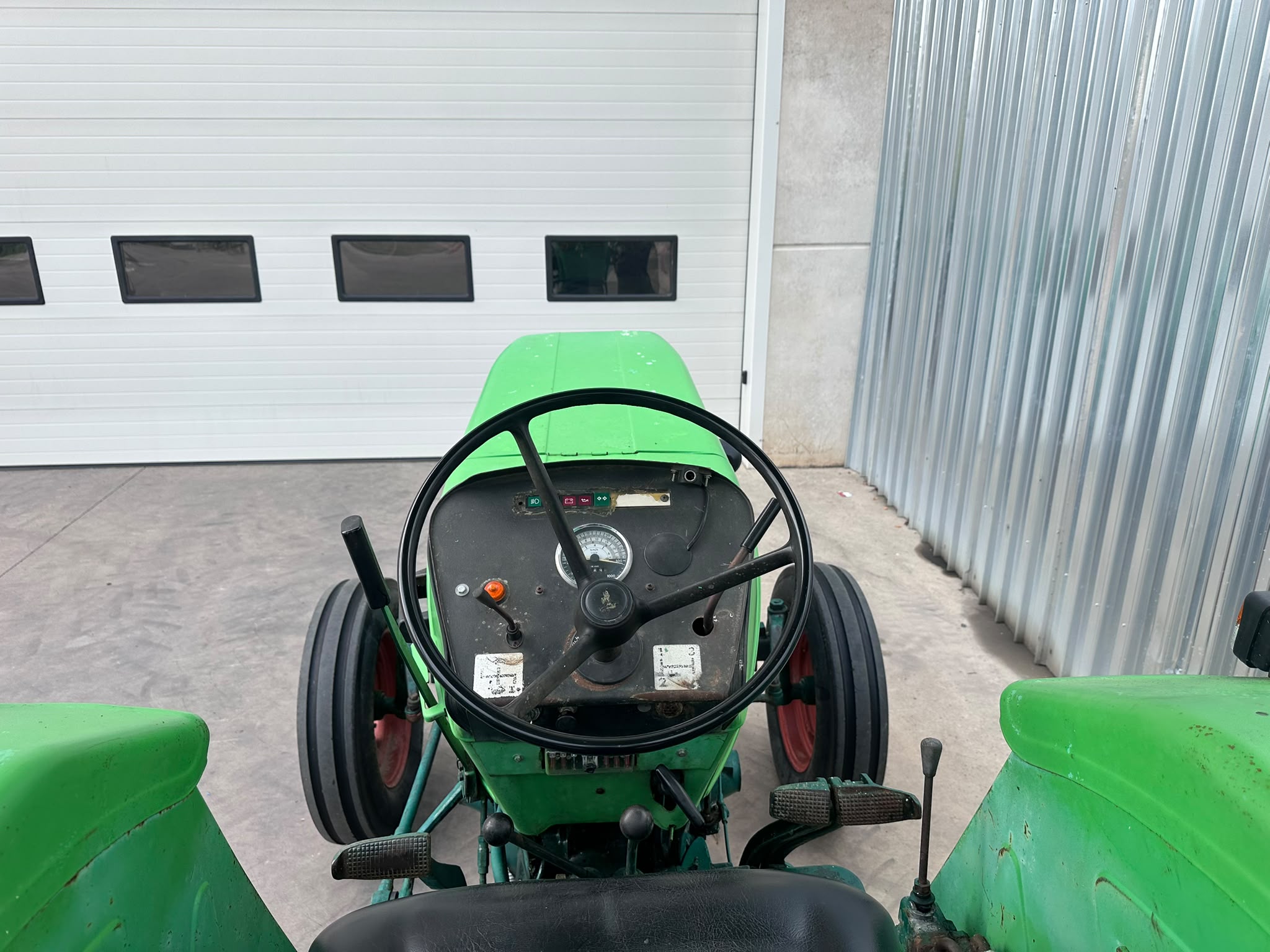 Usato DEUTZ D68 06