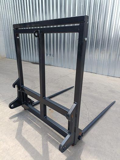 Forca per caricatore balle quadre e rotoballe STOLL