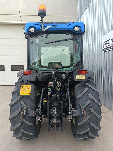 Usato 2019 New Holland T4.100 F SUPERSTEER