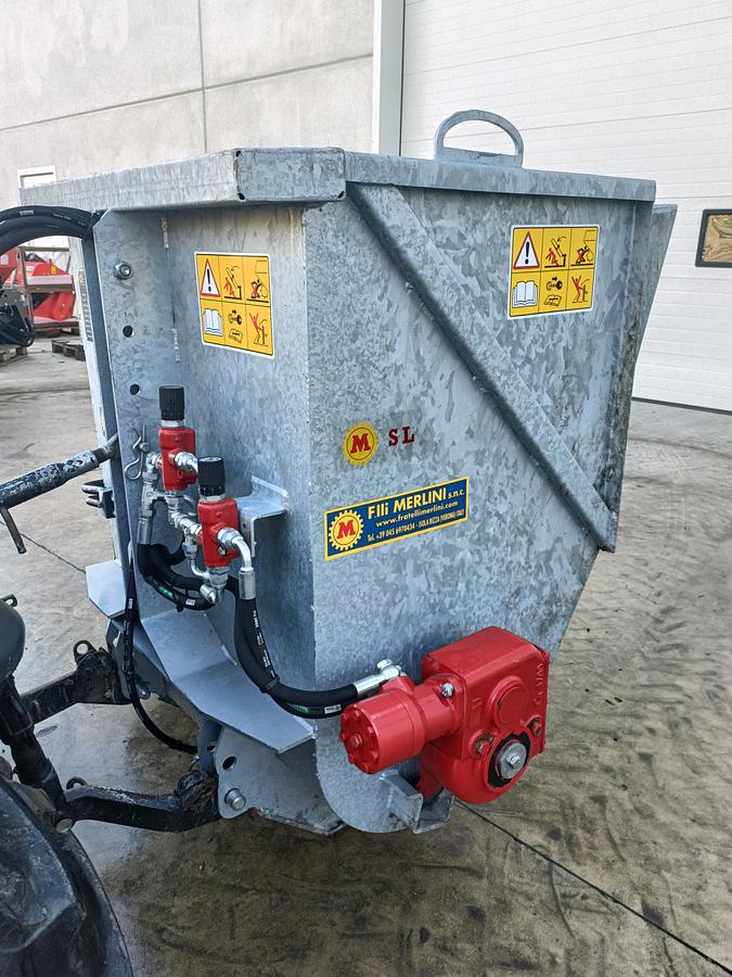 Usato Merlini Spandiletame SL vigneto