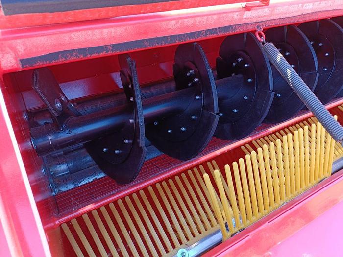 Raccoglitrici nocciole Jolly 1800