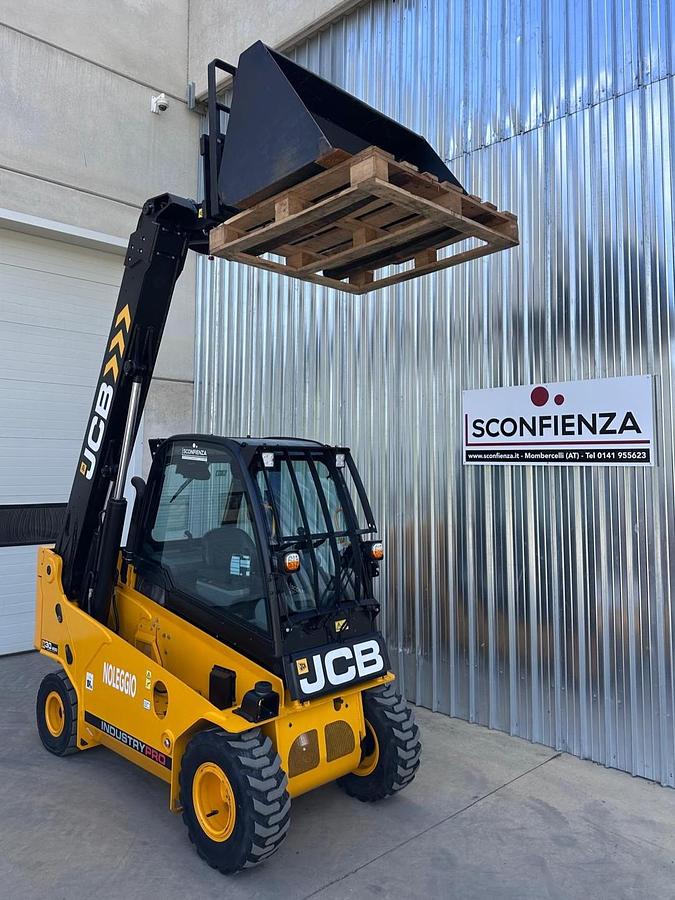 Usato 2023 JCB TELETRUCK 30-20D HL