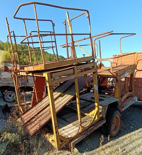 Usato Rimorchio x raccolta frutta