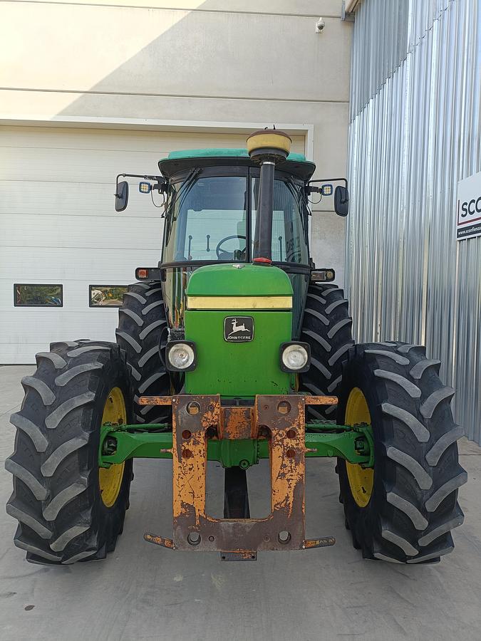 Usato 1991 JOHN DEERE 2650