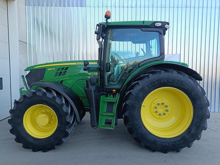 Usato 2015 JOHN DEERE 6150R