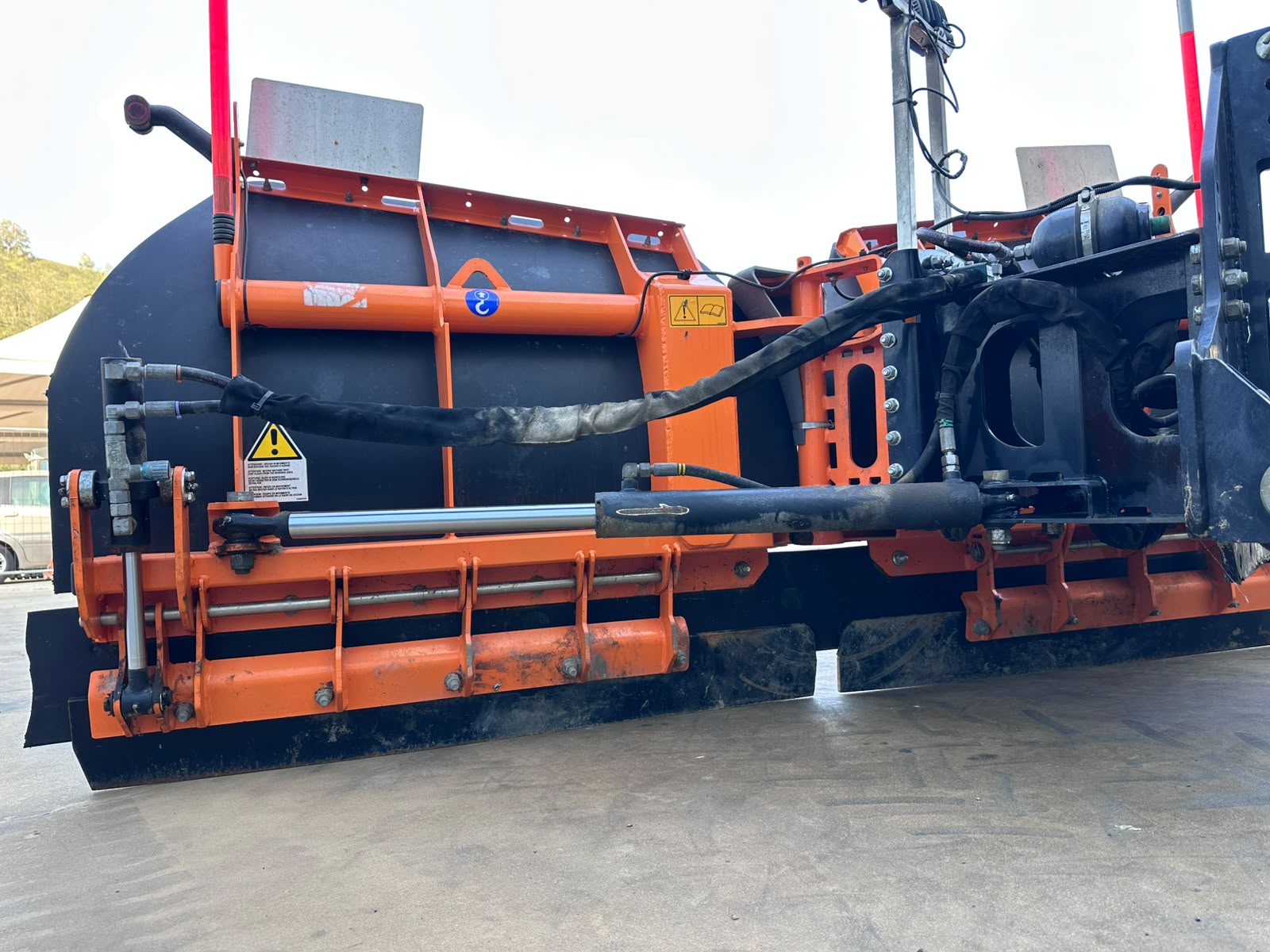Usato DEUTZ-FAHR 5100 DF TTV 4WS