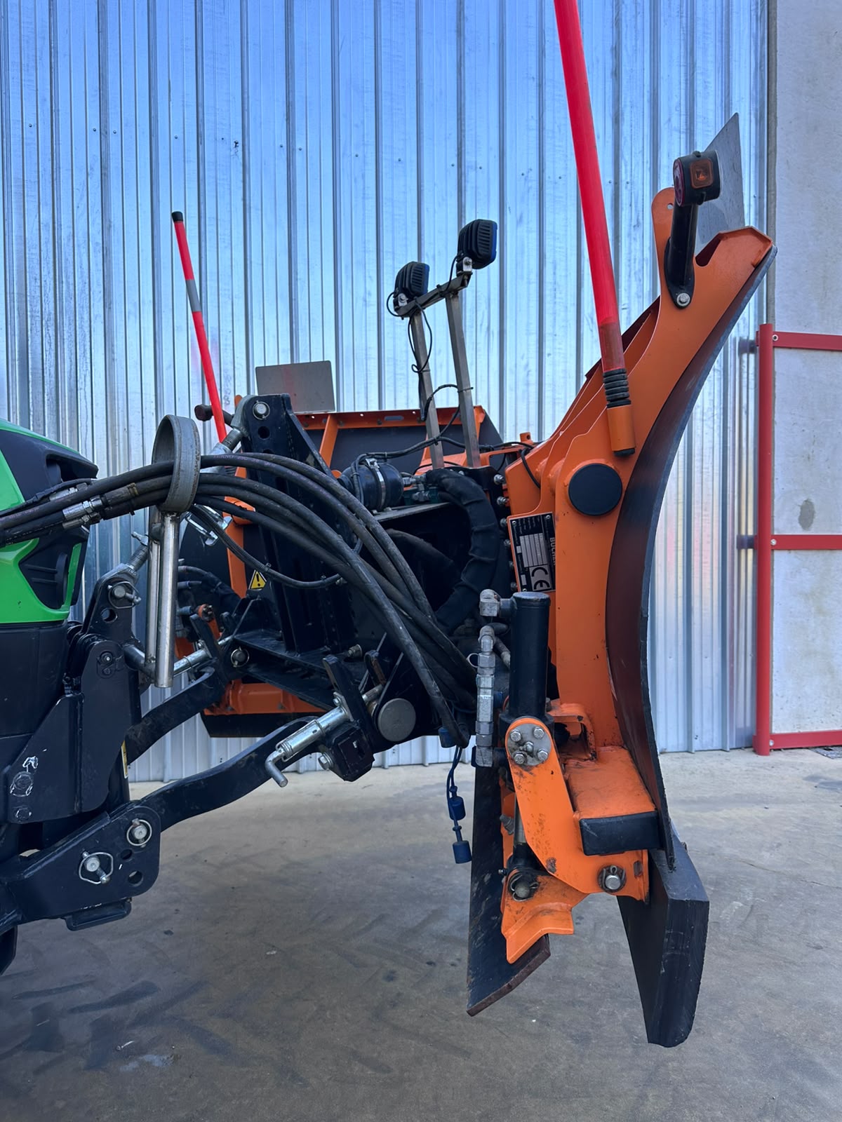 Usato DEUTZ-FAHR 5100 DF TTV 4WS