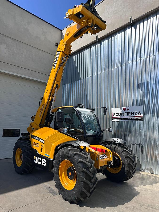 Usato 2023 JCB 536-95 Agri Super DTVT