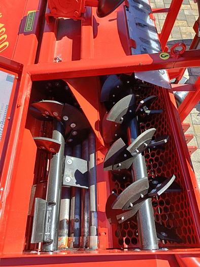 Raccoglitrici nocciole Jolly 1800