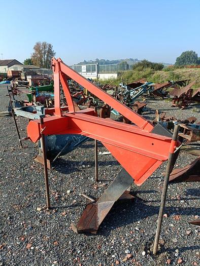 Usato Estirpatore viti